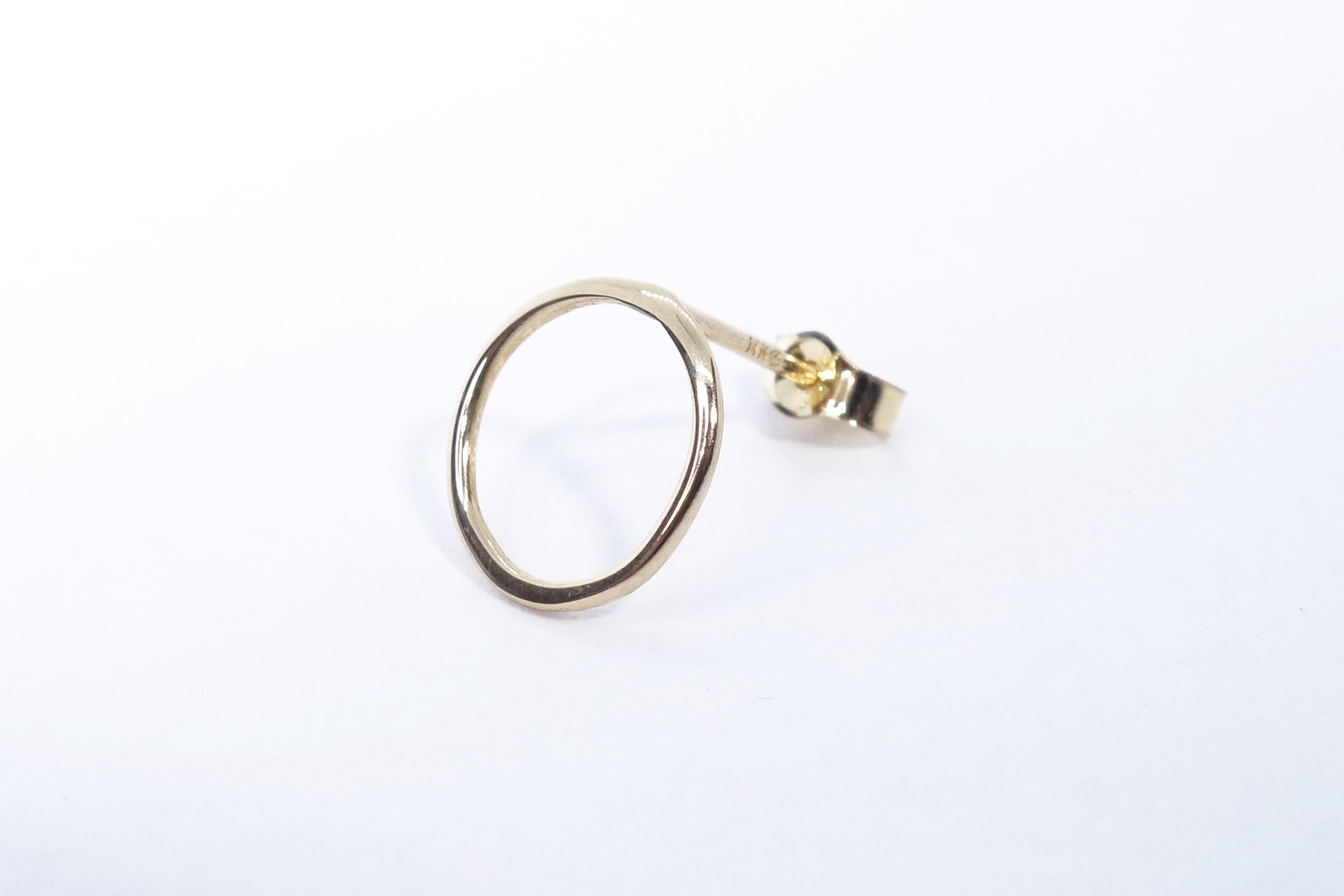 Talisman Fine Jewelry Circle Stud in 14k Recycled Gold