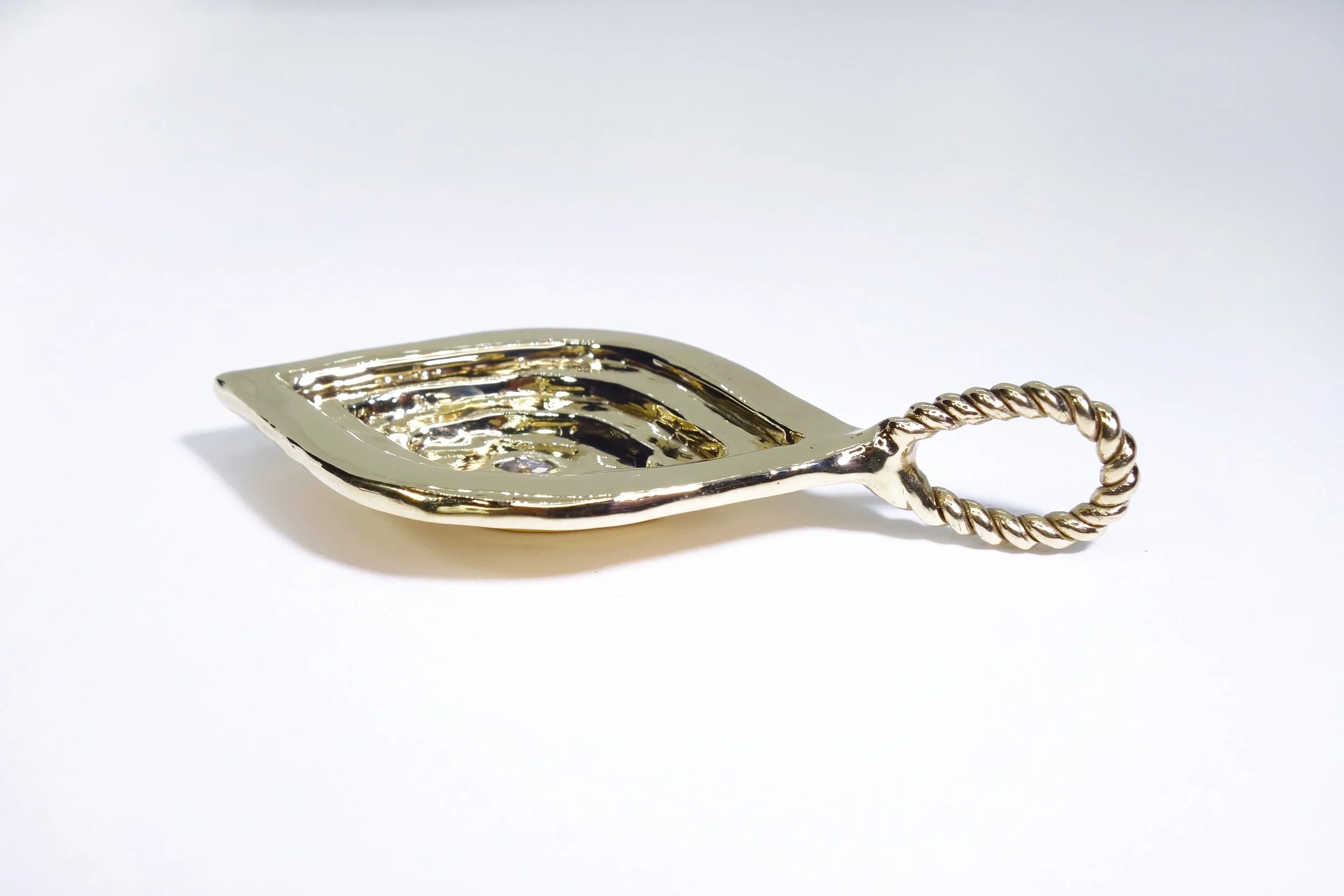 Talisman Fine Jewelry Mary Pendant in Diamond & 14k Recycled Gold