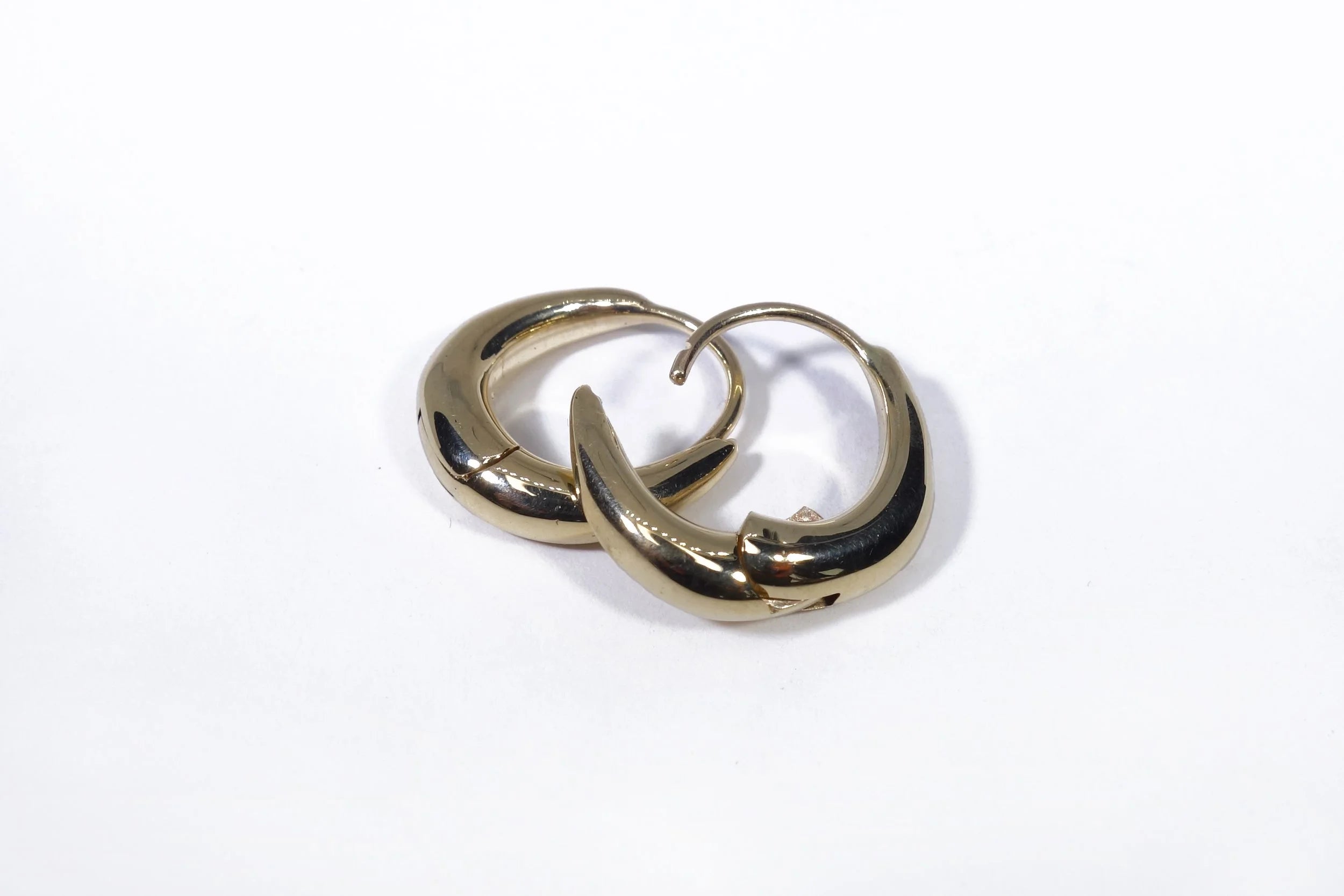 Talisman Fine Jewelry Aphrodite Hugs in 14k Recycled Gold