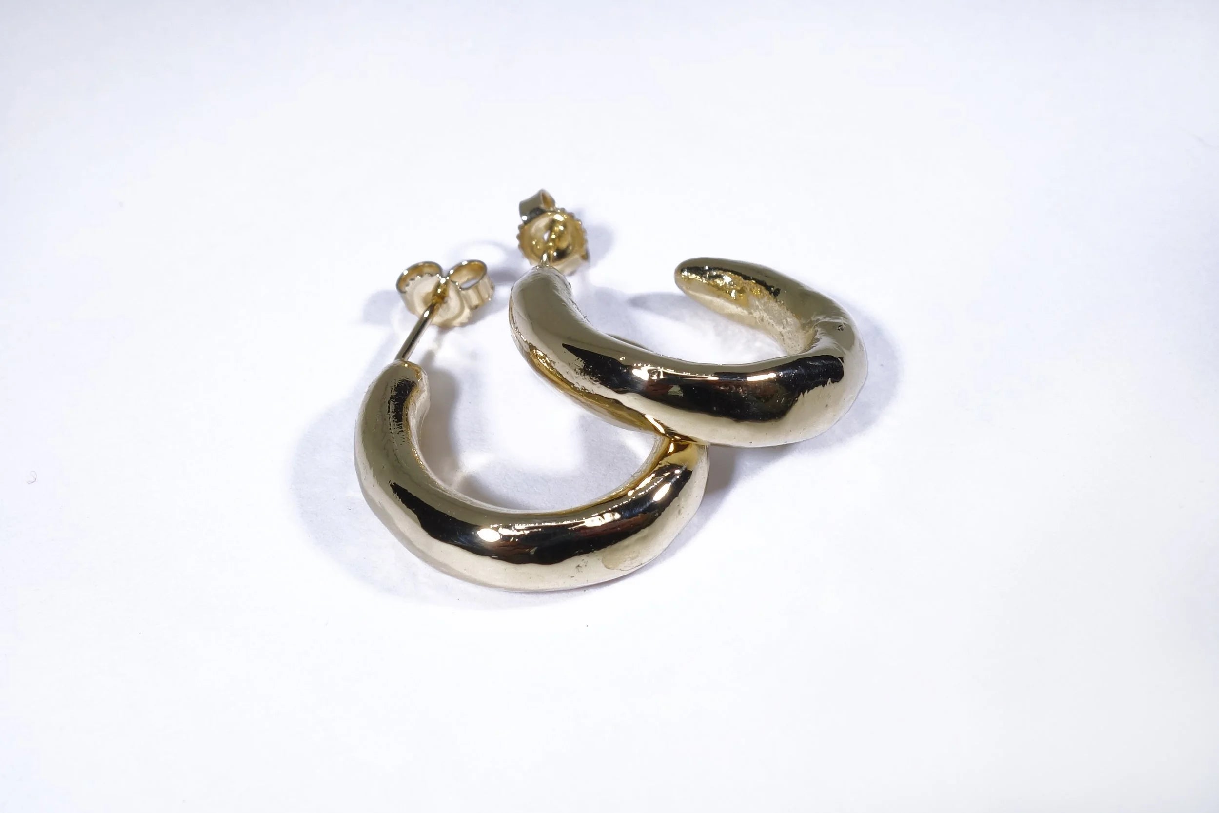 Talisman Fine Jewelry Rollo Hoops in 14k Recycled Gold