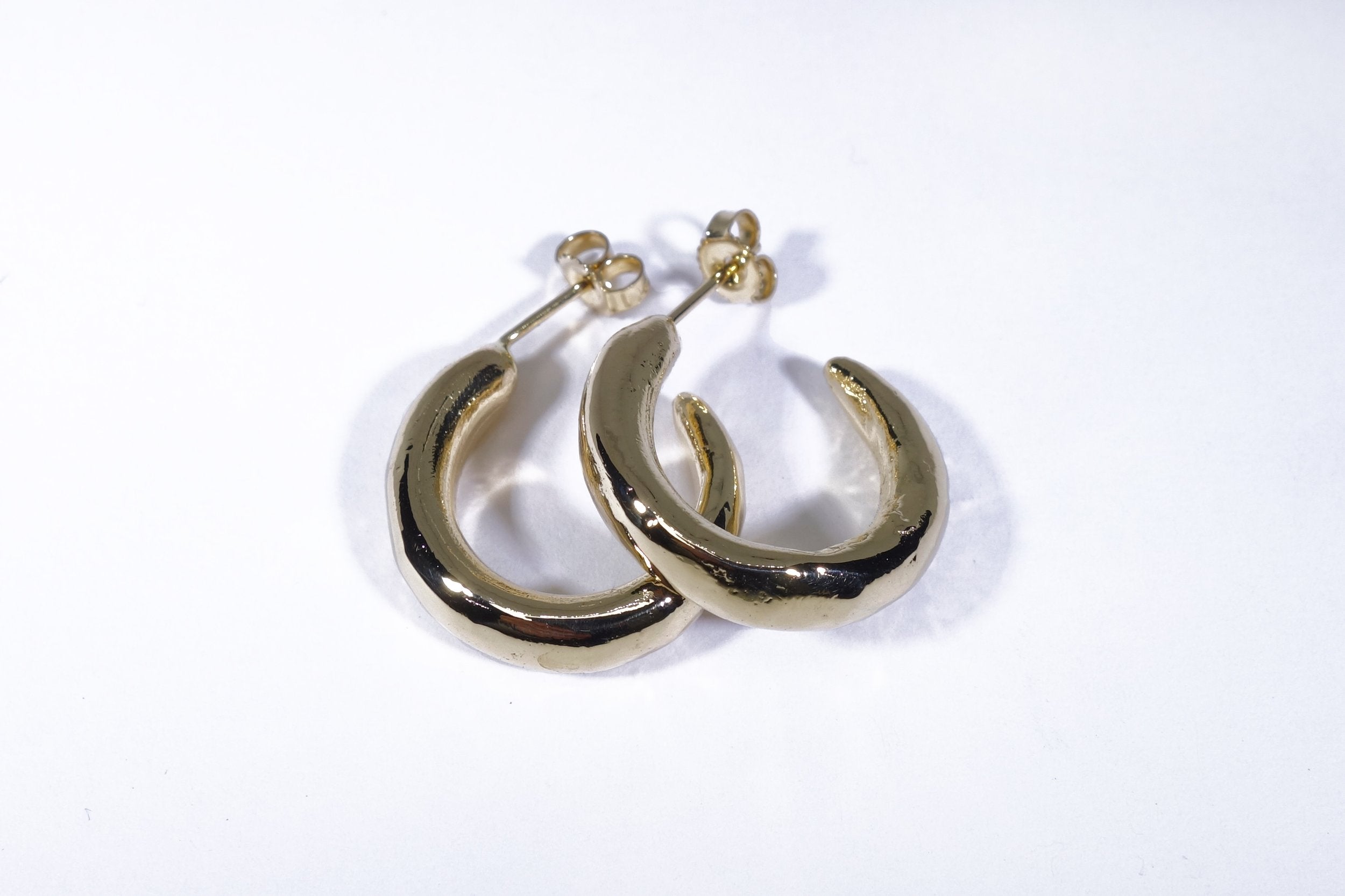 Talisman Fine Jewelry Rollo Hoops in 14k Recycled Gold